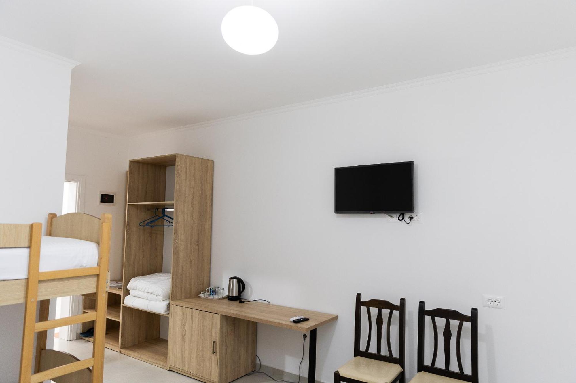Hotel Paradise Shkoder Exterior photo