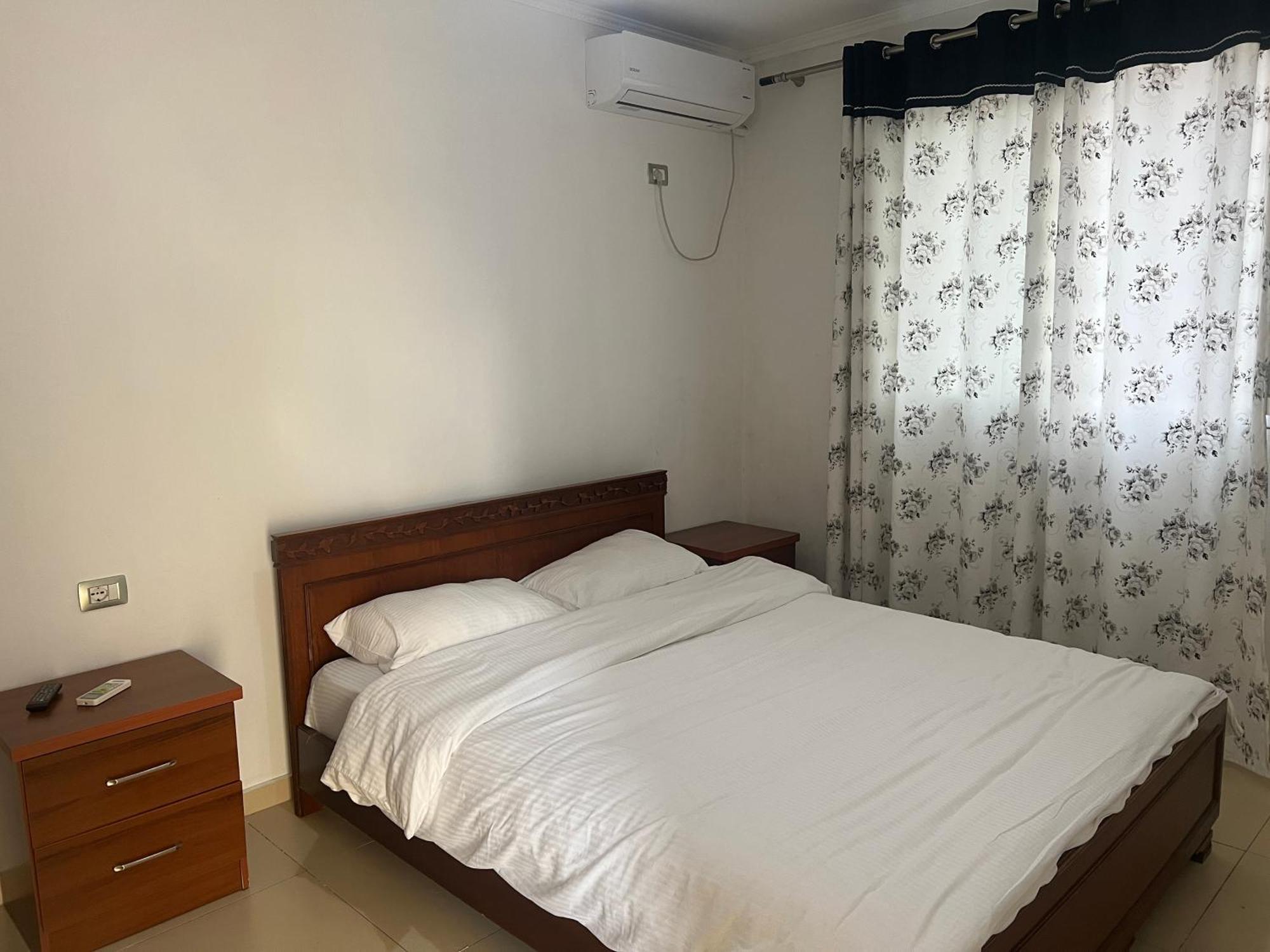 Hotel Paradise Shkoder Exterior photo